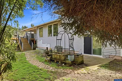 2055 SE Oak Crest Dr, Hillsboro, OR 97123 - Photo 28