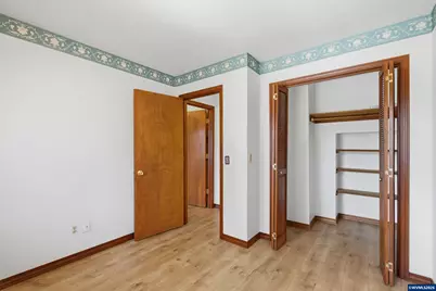 2055 SE Oak Crest Dr Dr, Hillsboro, OR 97123 - Photo 18