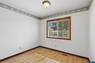 2055 SE Oak Crest Dr, Hillsboro, OR 97123 - Photo 18