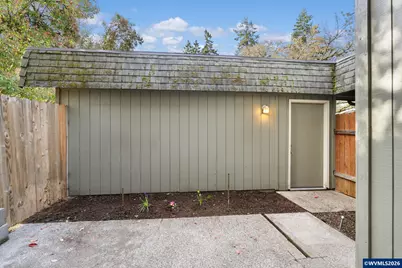 1500 Norkenzie #4 Rd, Eugene, OR 97401 - Photo 36