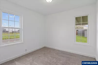 704 16th Av SW, Albany, OR 97321 - Photo 18