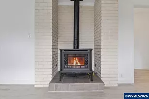 704 16th Av SW, Albany, OR 97321 - Photo 6