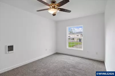 704 16th Av SW, Albany, OR 97321 - Photo 28