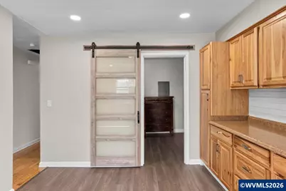 1725 Grant St NE, Salem, OR 97301 - Photo 12