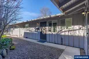 130 24th St NE, Salem, OR 97301 - Photo 6