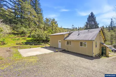 38775 Golden Valley Dr, Lebanon, OR 97355 - Photo 22