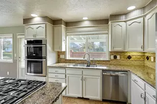 103 Cedar Bluff Cir N, Keizer, OR 97303 - Photo 8