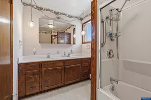 111 Madison St NE, Albany, OR 97321 - Photo 20