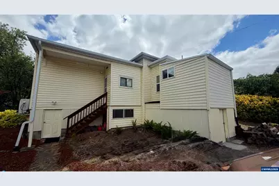 204 N 3rd St, Jefferson, OR 97352 - Photo 36