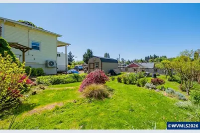 204 N 3rd St, Jefferson, OR 97352 - Photo 28