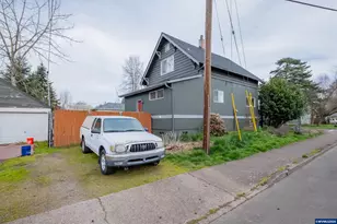 395 22nd St SE, Salem, OR 97301 - Photo 40