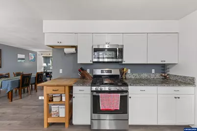 160 Oak Ln, Lebanon, OR 97355 - Photo 14