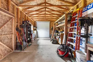 160 Oak Ln, Lebanon, OR 97355 - Photo 36