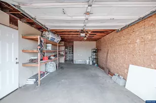 38611 Century Dr NE, Albany, OR 97322 - Photo 46