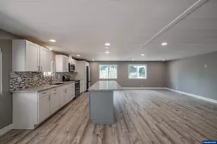 38611 Century Dr NE, Albany, OR 97322 - Photo 22