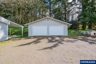 38611 Century Dr NE, Albany, OR 97322 - Photo 44