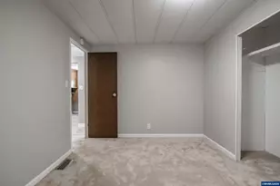 38611 Century Dr NE, Albany, OR 97322 - Photo 24