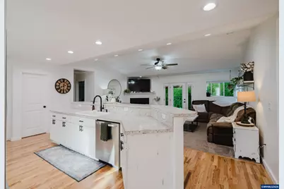 523 NW Harold St, Sublimity, OR 97385 - Photo 12