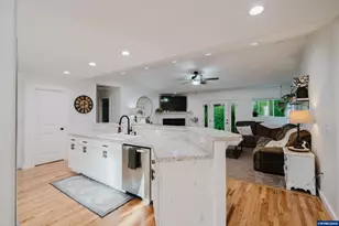 523 NW Harold St, Sublimity, OR 97385 - Photo 12