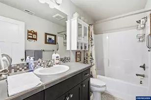 1301 Sunflower St, Woodburn, OR 97071 - Photo 26