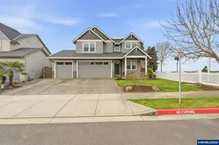 1301 Sunflower St, Woodburn, OR 97071 - Photo 1