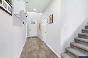 1301 Sunflower St, Woodburn, OR 97071 - Photo 8