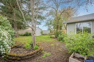 2736 S 12th St, Lebanon, OR 97355 - Photo 26