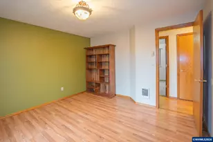 2736 S 12th St, Lebanon, OR 97355 - Photo 14