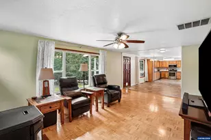 28826 Berlin Rd, Sweet Home, OR 97386 - Photo 14