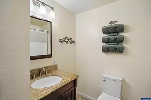 28826 Berlin Rd, Sweet Home, OR 97386 - Photo 20