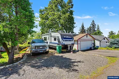318 Westfield St, Silverton, OR 97381 - Photo 44