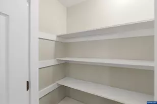 5663 Sugar Plum Ave SE, Salem, OR 97306 - Photo 18