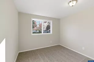 5663 Sugar Plum Ave SE, Salem, OR 97306 - Photo 20