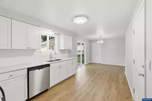 5663 Sugar Plum Ave SE, Salem, OR 97306 - Photo 14