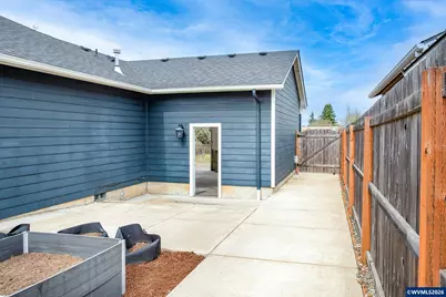 1640 Filbert Av NW, Albany, OR 97321 - Photo 46