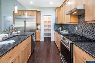 1640 Filbert Av NW, Albany, OR 97321 - Photo 14