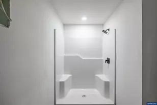 33005 Berlin Rd, Lebanon, OR 97355 - Photo 30