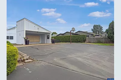 300 SE Goodnight Av #50, Corvallis, OR 97333 - Photo 4