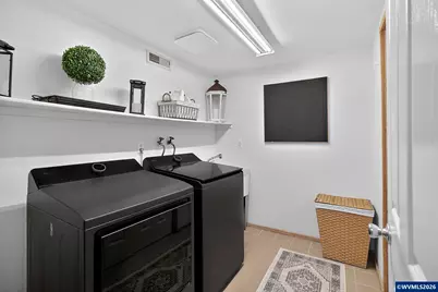 810 Valleywood Dr SE, Salem, OR 97306 - Photo 26