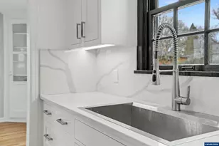 3306 NW Tyler Ave, Corvallis, OR 97330 - Photo 14