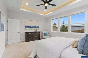 1643 York Butte Ave SE, Salem, OR 97306 - Photo 26