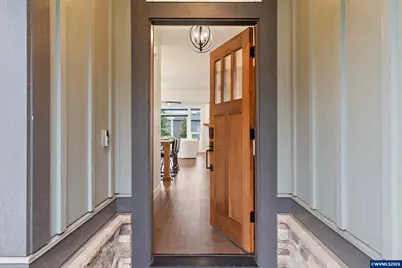 1643 York Butte Av SE, Salem, OR 97306 - Photo 4