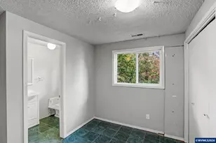 875 Caroline St S, Salem, OR 97302 - Photo 32