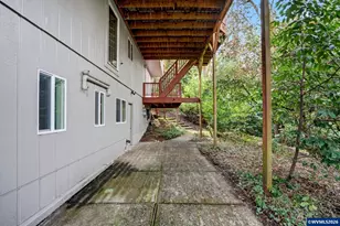 875 Caroline St S, Salem, OR 97302 - Photo 40