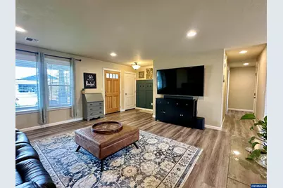 3434 Bald Eagle Dr, Lebanon, OR 97355 - Photo 4