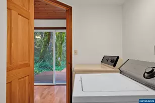 23220 Burgett Creek Rd, Philomath, OR 97370 - Photo 32