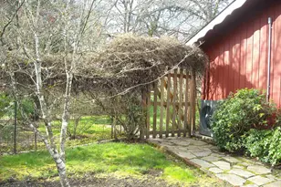 4850 NW Crescent Valley Dr, Corvallis, OR 97330 - Photo 4