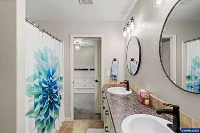 555 Yapa Dr, Silverton, OR 97381 - Photo 32