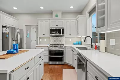 555 Yapa Dr, Silverton, OR 97381 - Photo 12