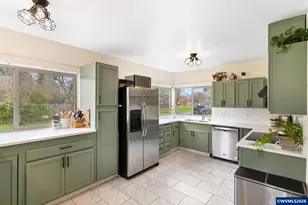 1336 NE Evans St, McMinnville, OR 97128 - Photo 18